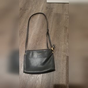 Marc Jacobs leather cross bag